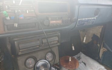 Toyota-4x4-pickup-1980-custom-14