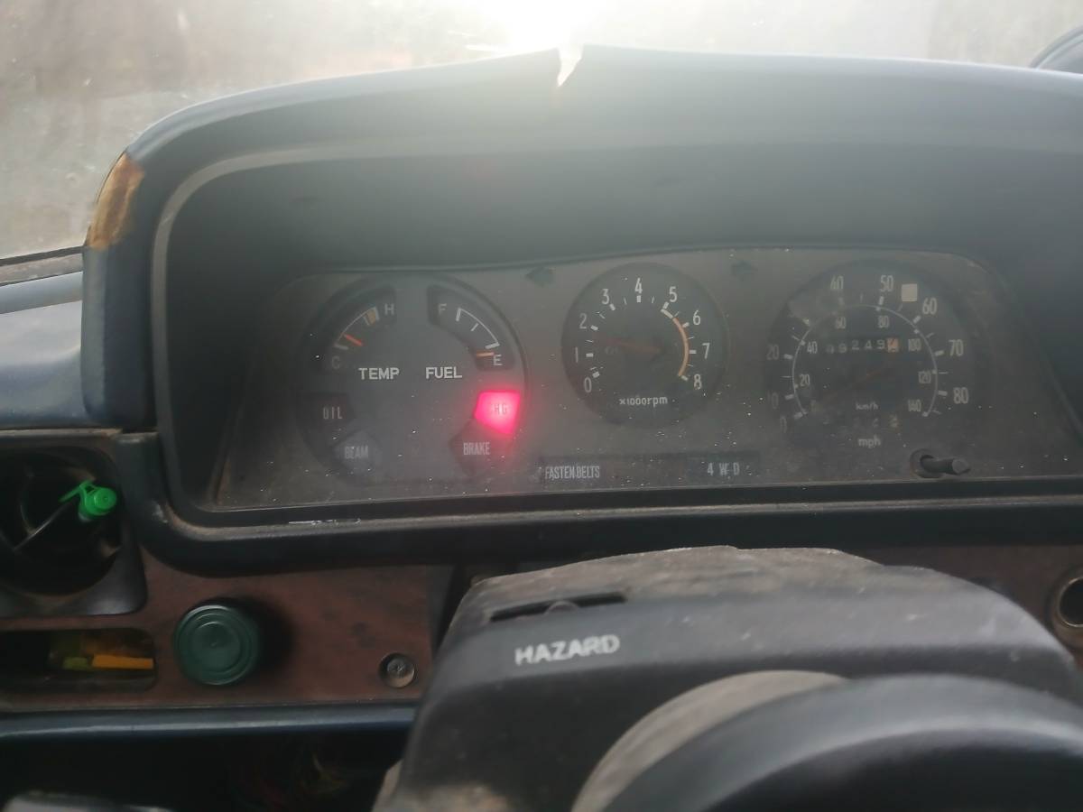 Toyota-4x4-pickup-1980-custom-5