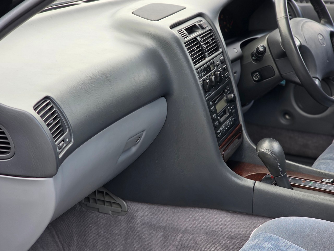 Toyota-Aristo-1994-Sedan-17