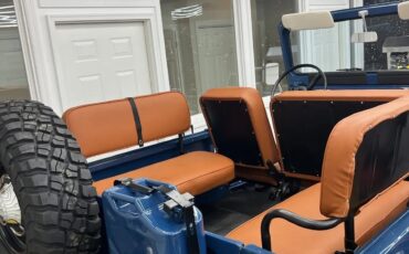 Toyota-Bj40-1978-Marine-Blue-Tan-3