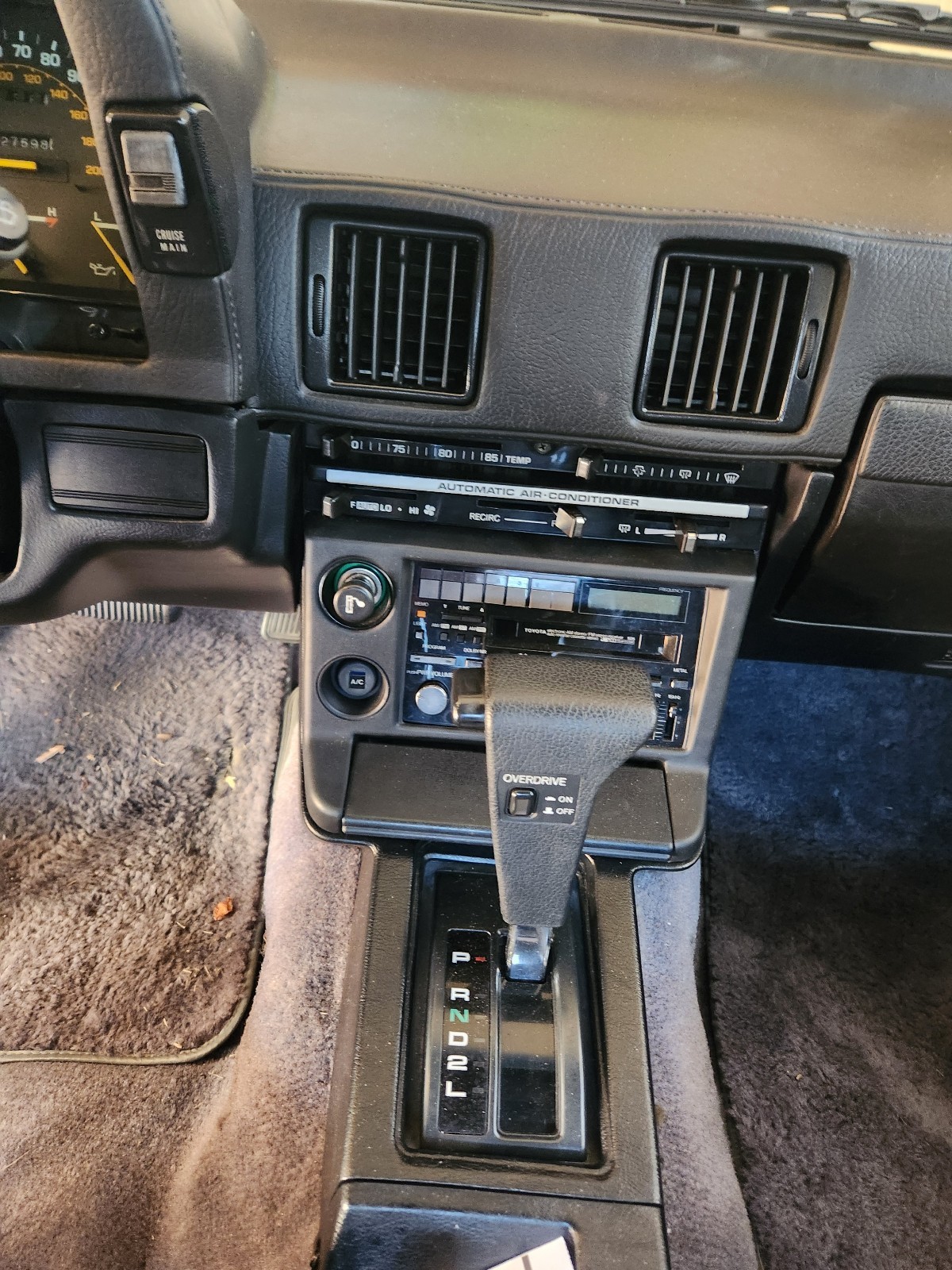 Toyota-Celica-1985-Hatchback-15