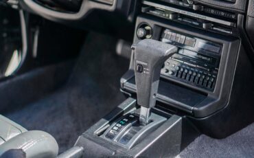 Toyota-Celica-1985-Hatchback-18