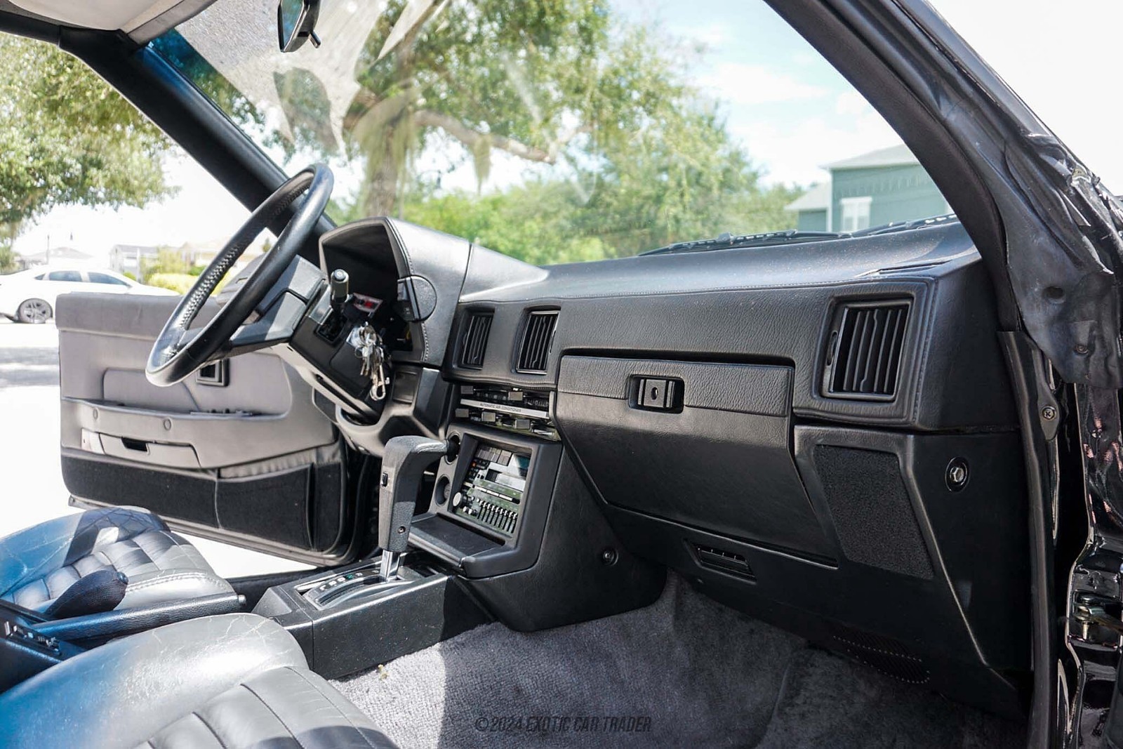 Toyota-Celica-1985-Hatchback-24