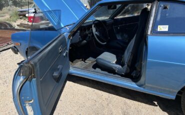 Toyota-Corolla-1977-10