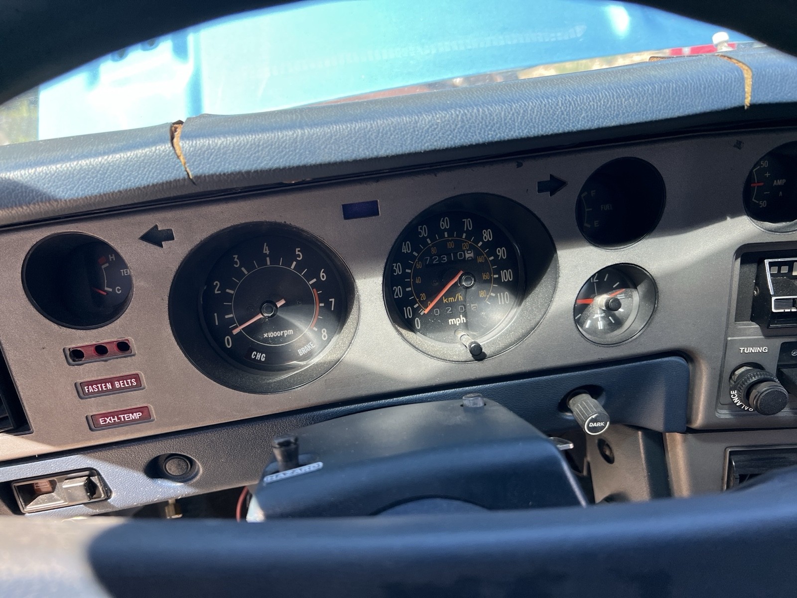 Toyota-Corolla-1977-18