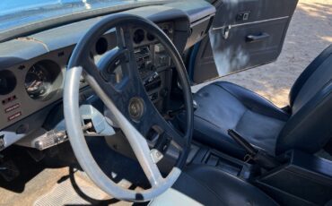 Toyota-Corolla-1977-20