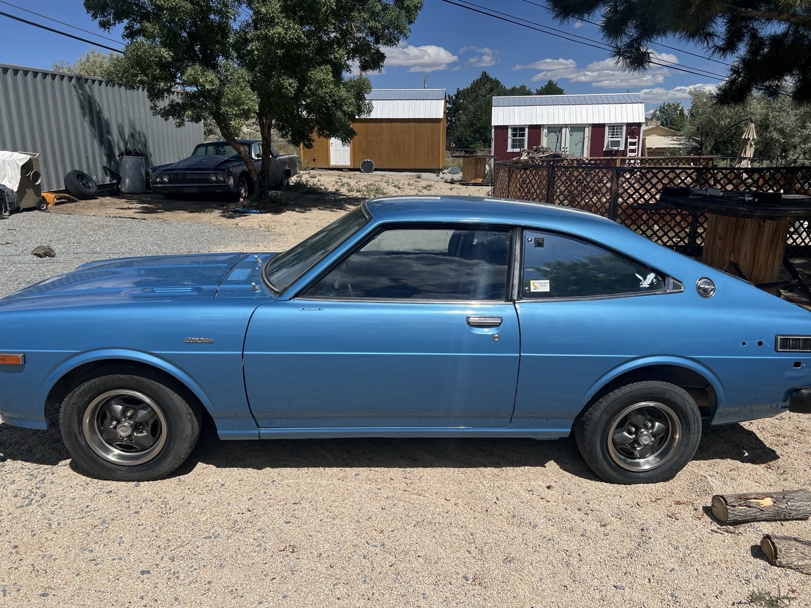 Toyota-Corolla-1977-5