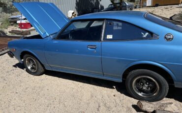 Toyota-Corolla-1977-7