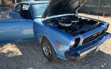 Toyota-Corolla-1977-9