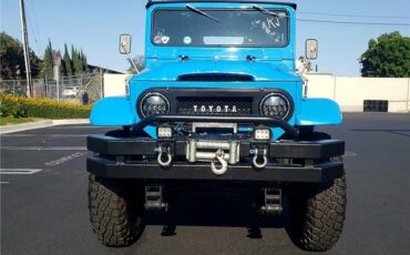 Toyota-Land-Cruiser-1965-1