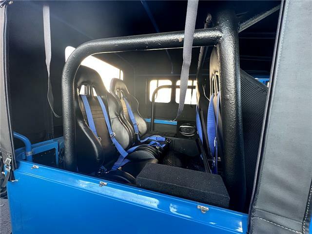 Toyota-Land-Cruiser-1965-16