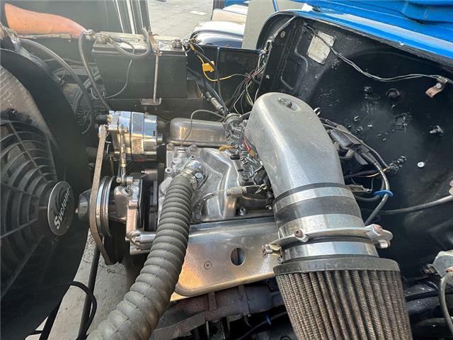 Toyota-Land-Cruiser-1965-18