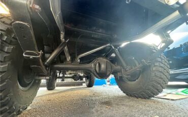 Toyota-Land-Cruiser-1965-24