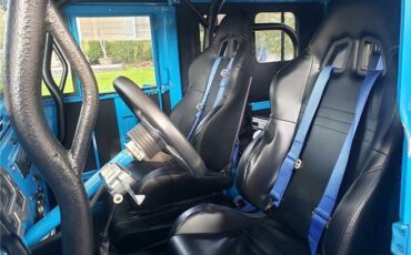 Toyota-Land-Cruiser-1965-3