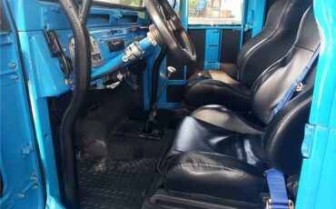 Toyota-Land-Cruiser-1965-9