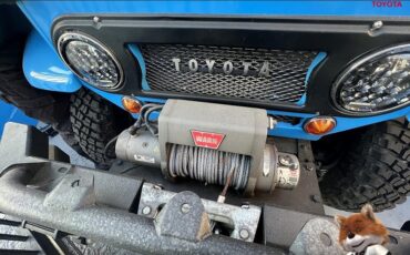 Toyota-Land-Cruiser-1965-SUV-12