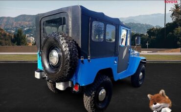 Toyota-Land-Cruiser-1965-SUV-15