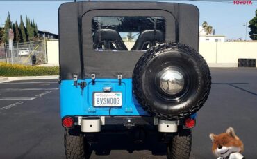 Toyota-Land-Cruiser-1965-SUV-17