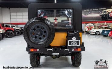 Toyota-Land-Cruiser-1972-SUV-6