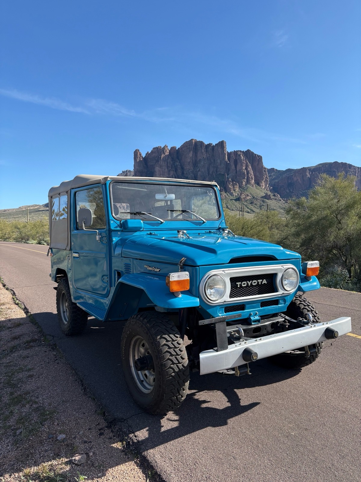 Toyota-Land-Cruiser-1978-10