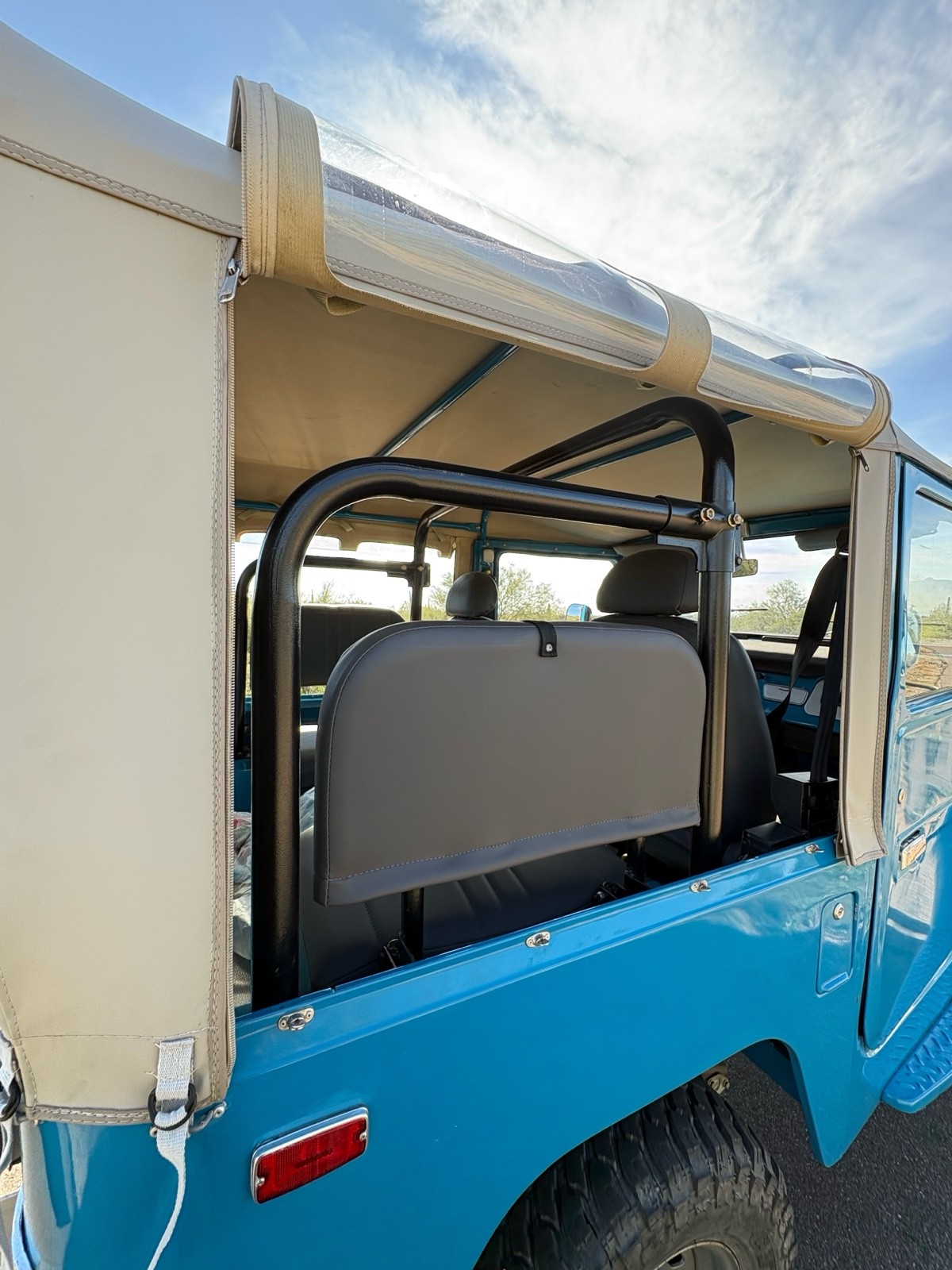 Toyota-Land-Cruiser-1978-26