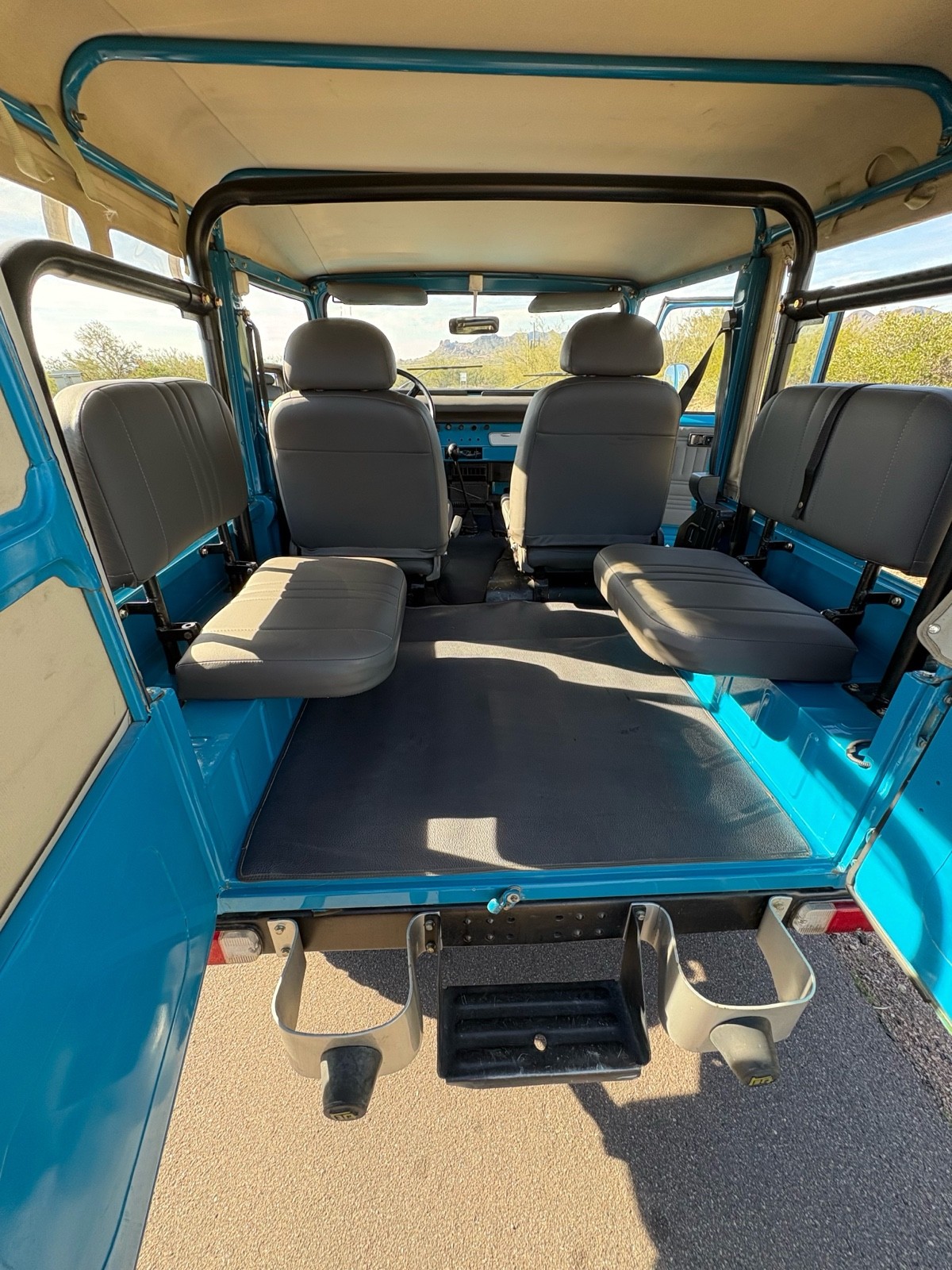 Toyota-Land-Cruiser-1978-36