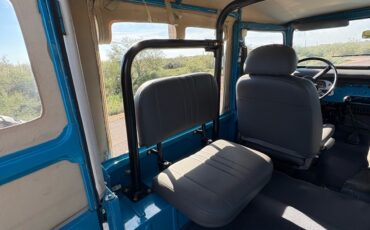 Toyota-Land-Cruiser-1978-37