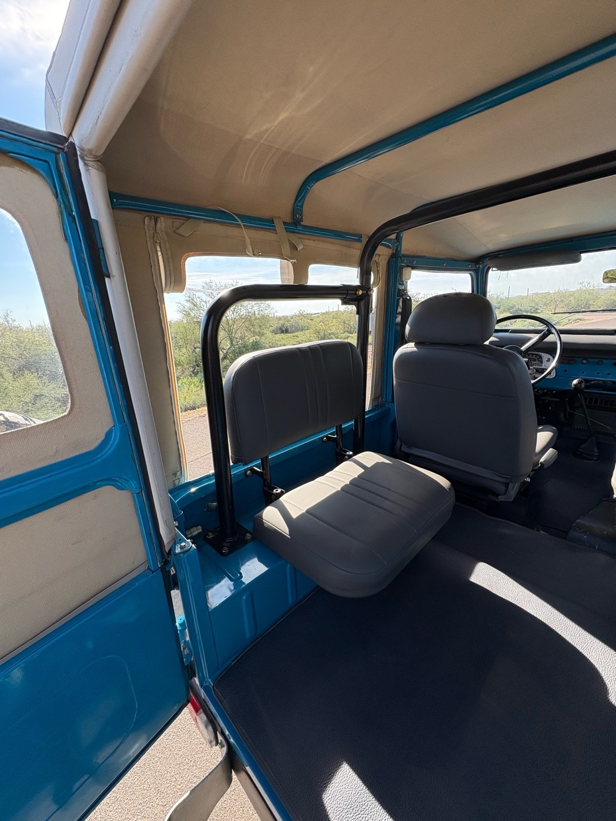 Toyota-Land-Cruiser-1978-37