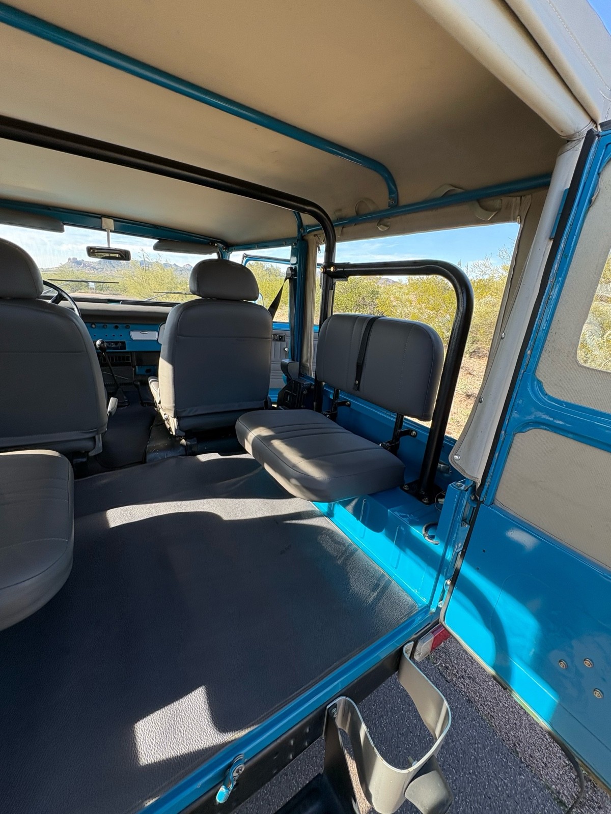 Toyota-Land-Cruiser-1978-38