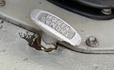 Toyota-Land-Cruiser-1980-SUV-13