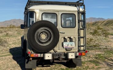 Toyota-Land-Cruiser-1980-SUV-15