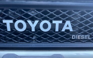 Toyota-Land-Cruiser-1980-SUV-18