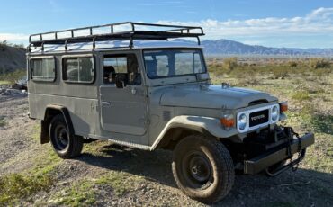 Toyota-Land-Cruiser-1980-SUV-19