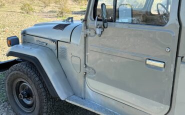 Toyota-Land-Cruiser-1980-SUV-20