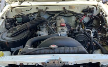 Toyota-Land-Cruiser-1980-SUV-23