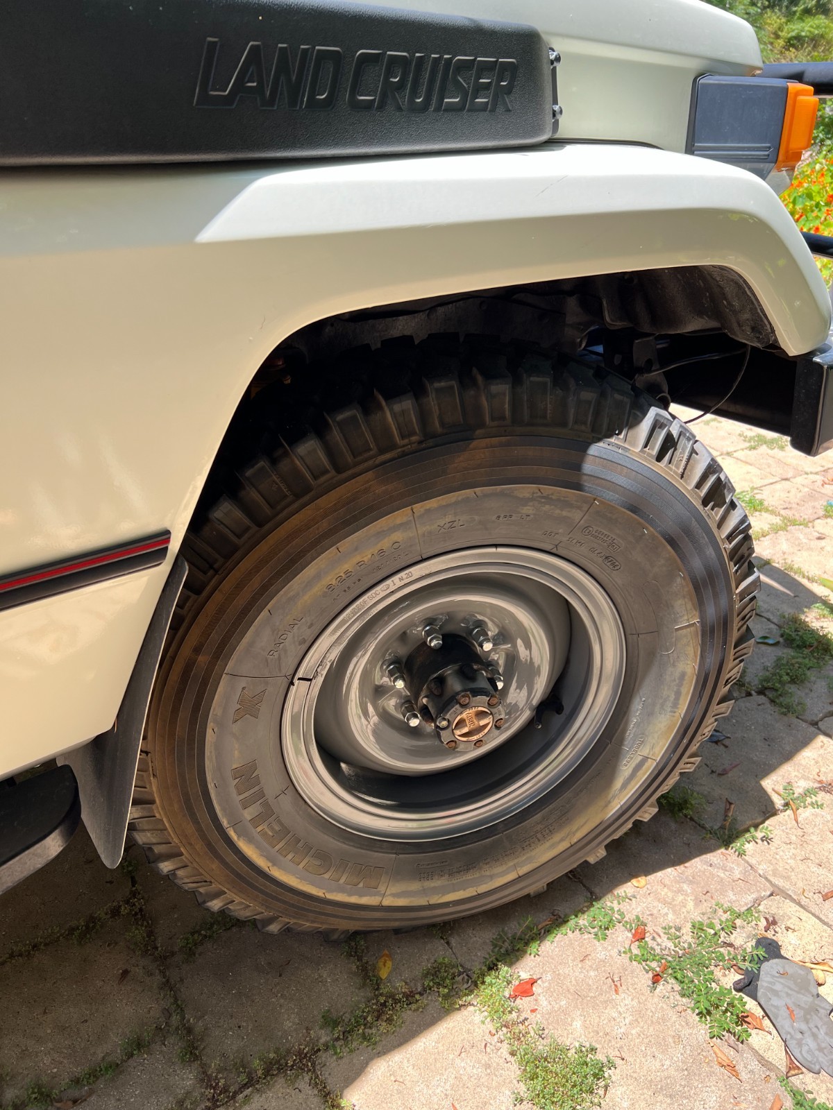 Toyota-Land-Cruiser-1980-SUV-28