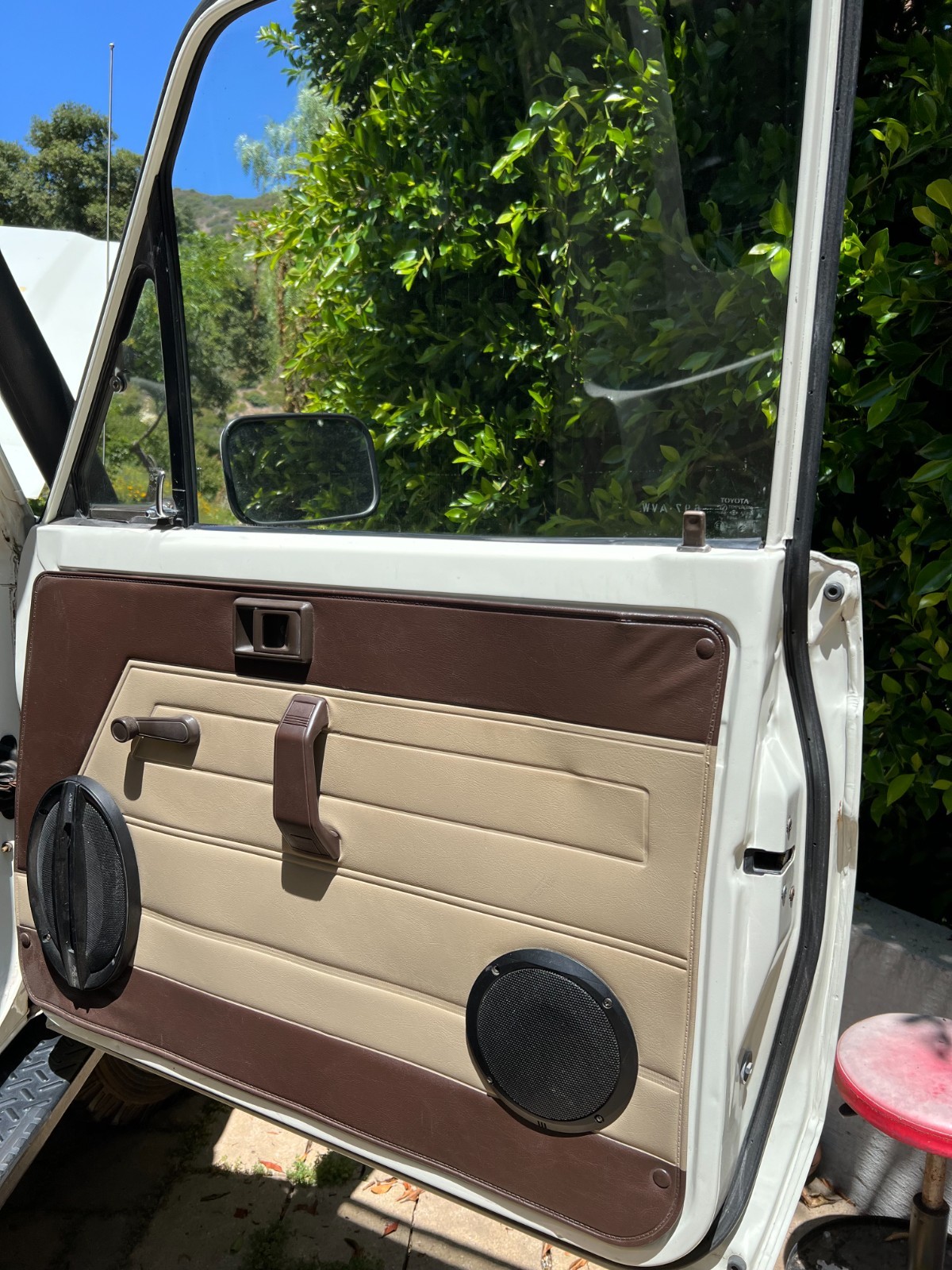 Toyota-Land-Cruiser-1980-SUV-29