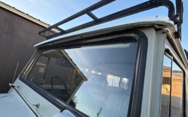 Toyota-Land-Cruiser-1980-SUV-35