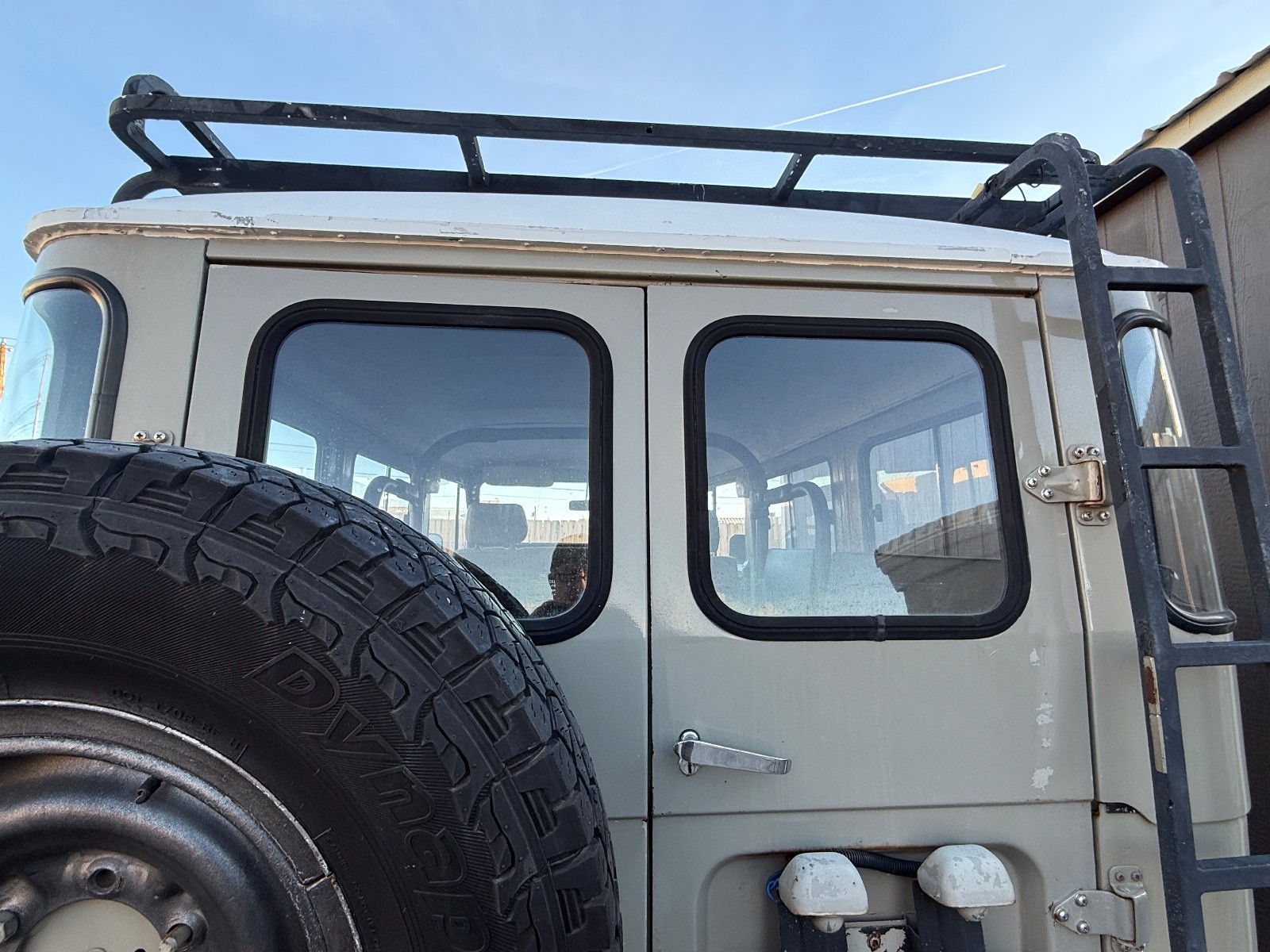 Toyota-Land-Cruiser-1980-SUV-38