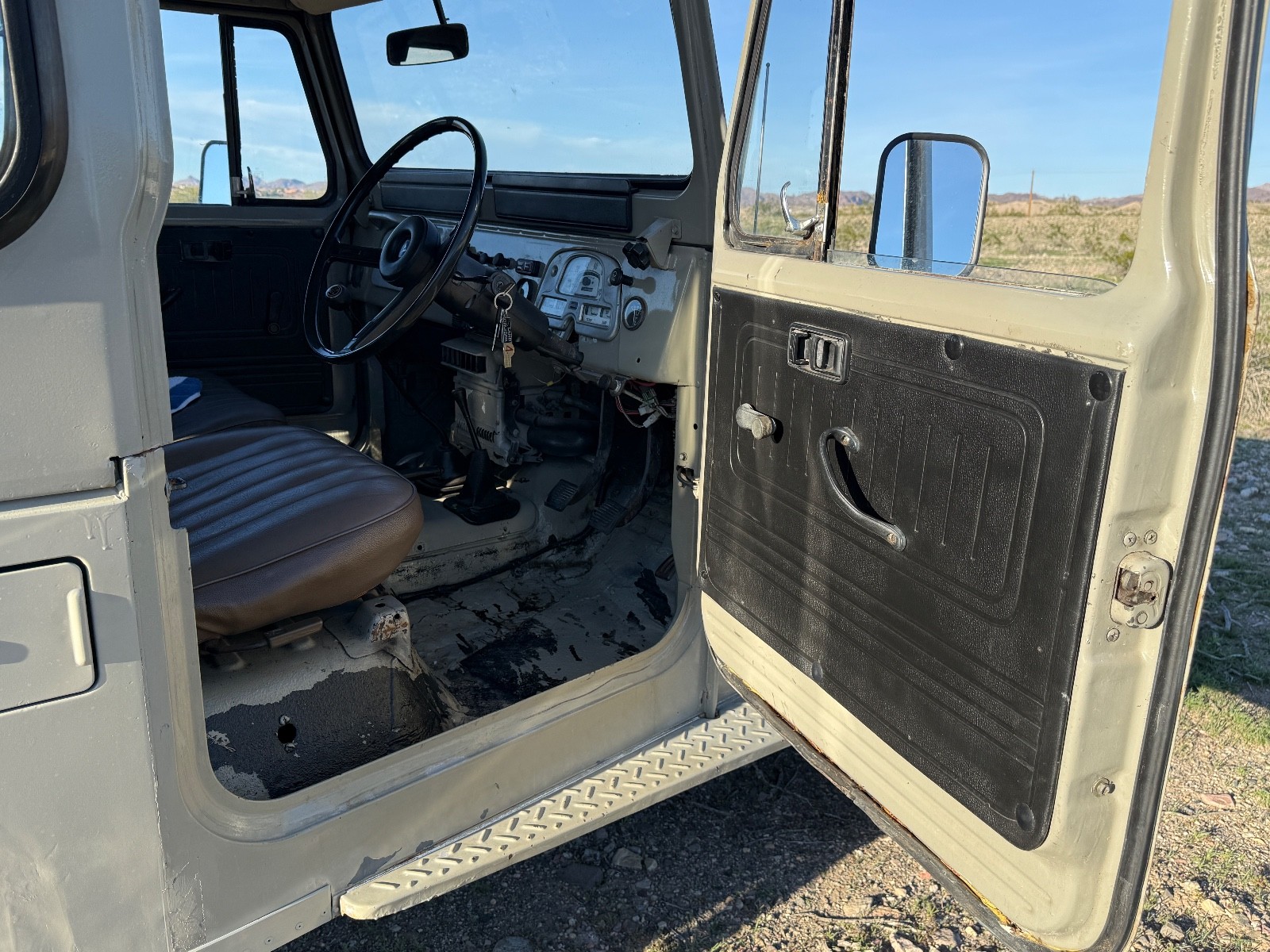 Toyota-Land-Cruiser-1980-SUV-5