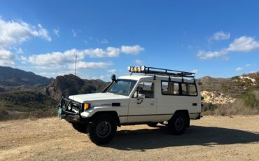 Toyota-Land-Cruiser-1980-SUV-9