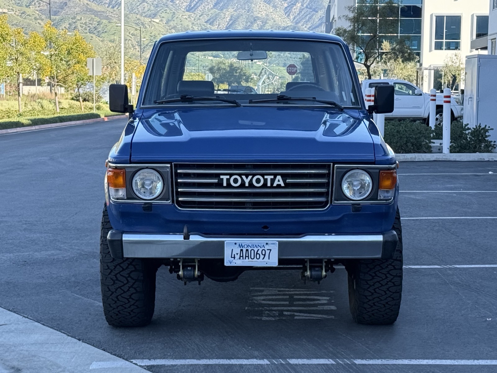 Toyota-Land-Cruiser-1987-SUV-2