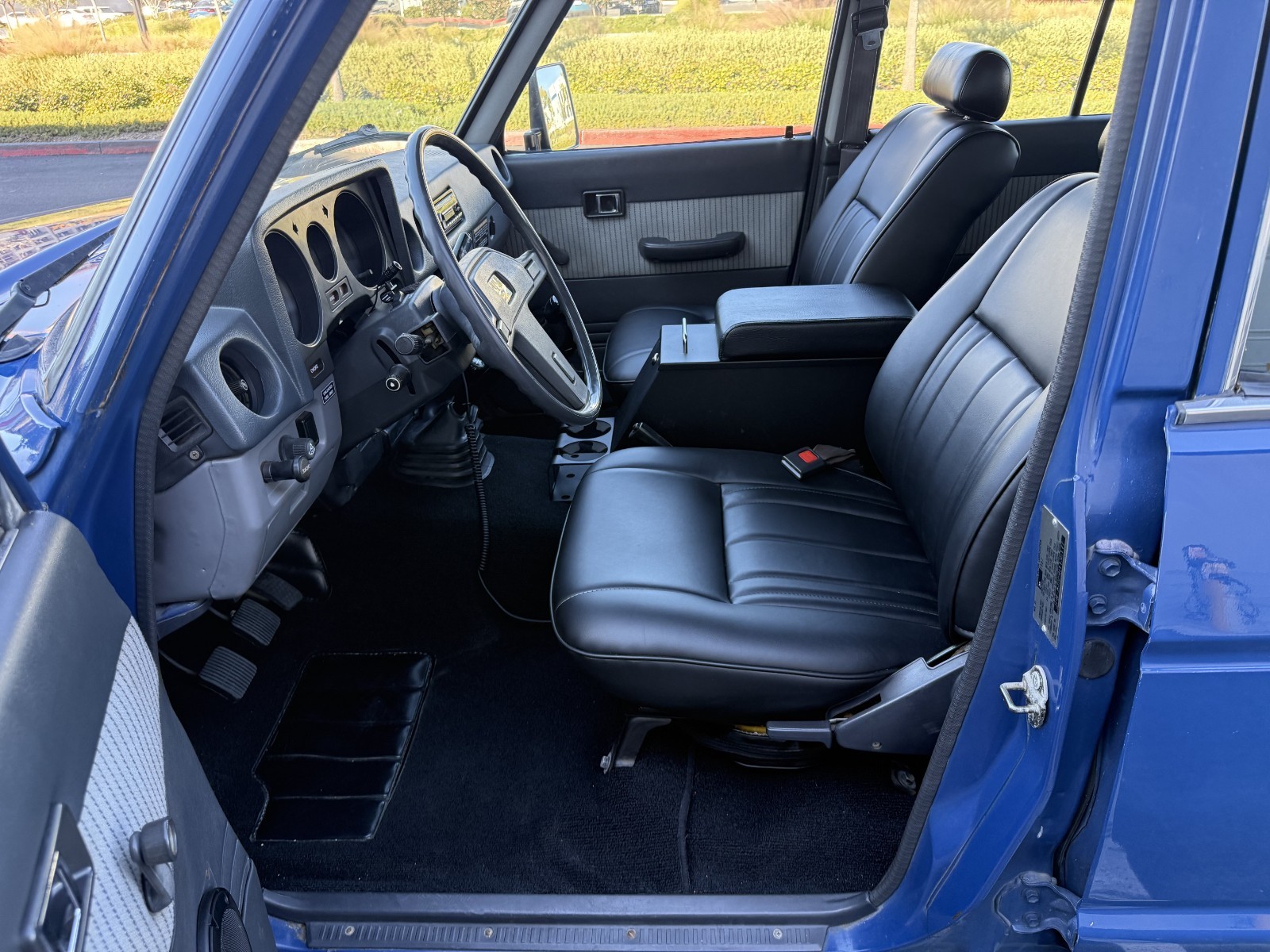 Toyota-Land-Cruiser-1987-SUV-22