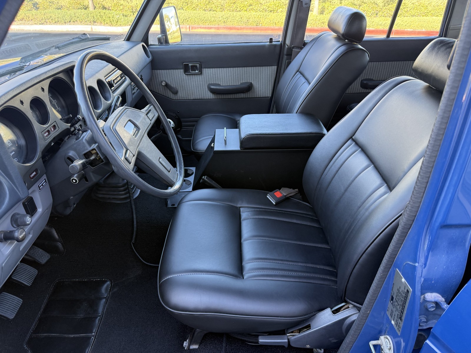 Toyota-Land-Cruiser-1987-SUV-23