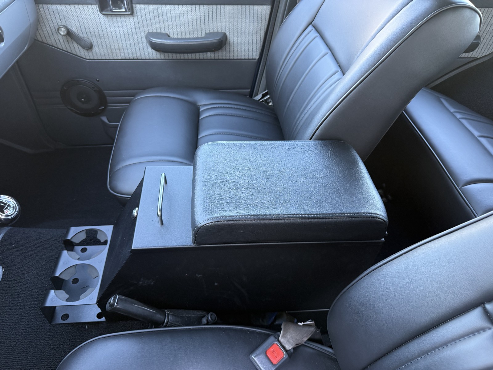 Toyota-Land-Cruiser-1987-SUV-24