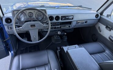 Toyota-Land-Cruiser-1987-SUV-25