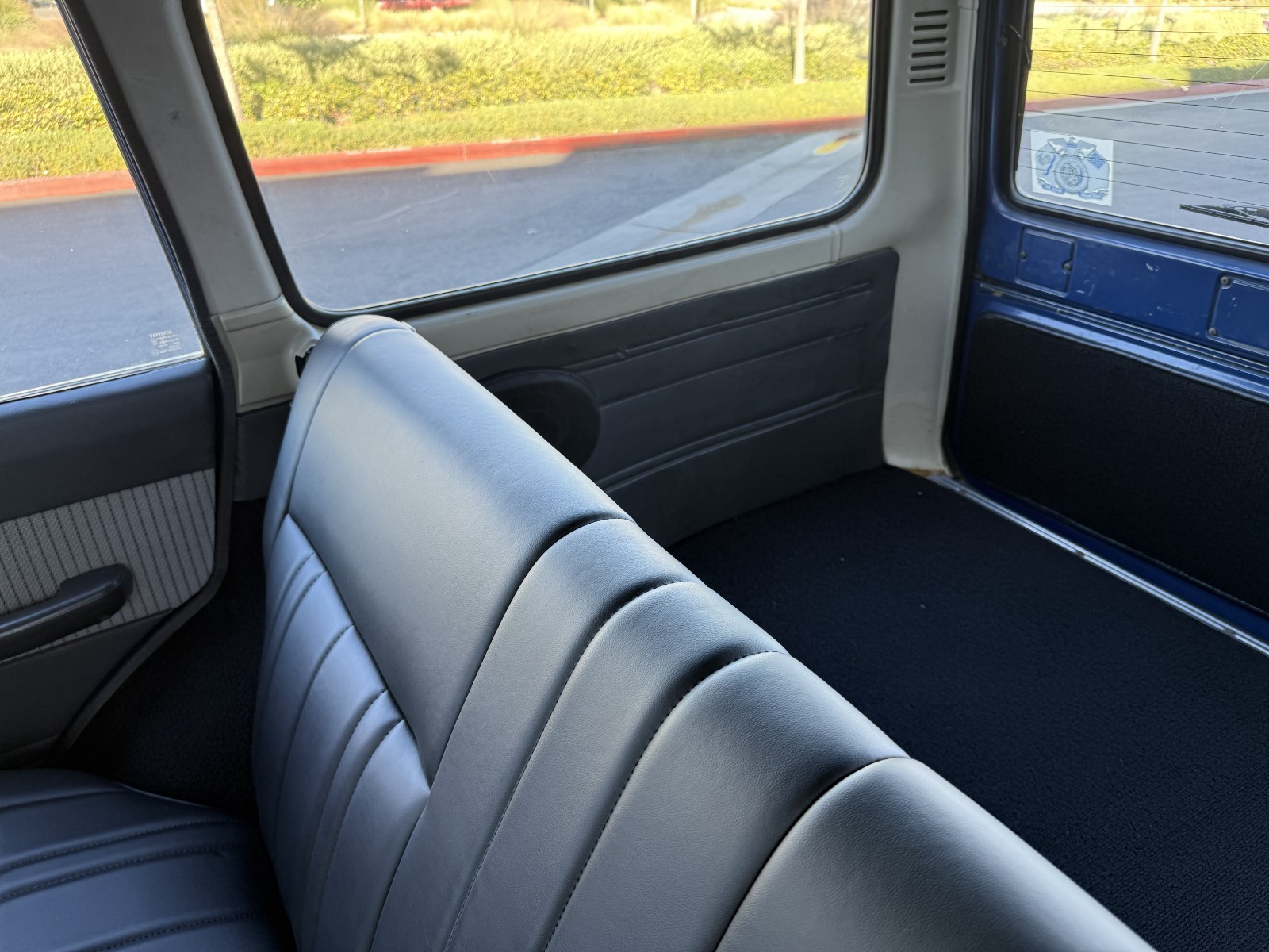 Toyota-Land-Cruiser-1987-SUV-29