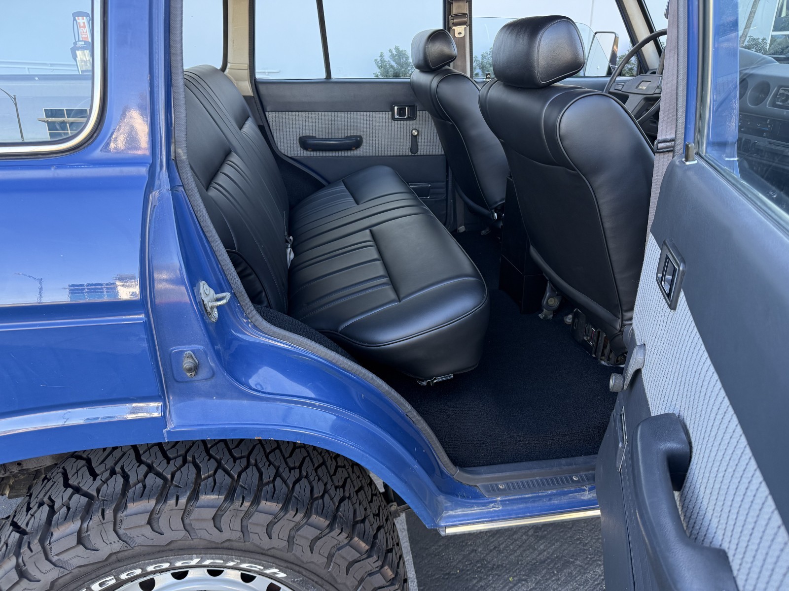 Toyota-Land-Cruiser-1987-SUV-31