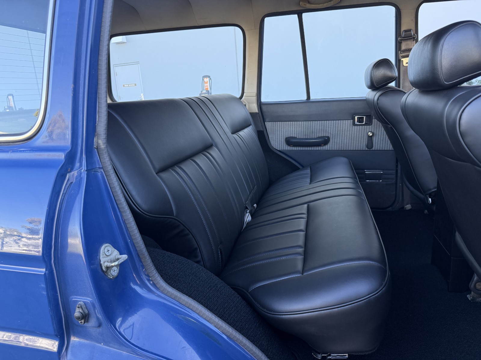 Toyota-Land-Cruiser-1987-SUV-32