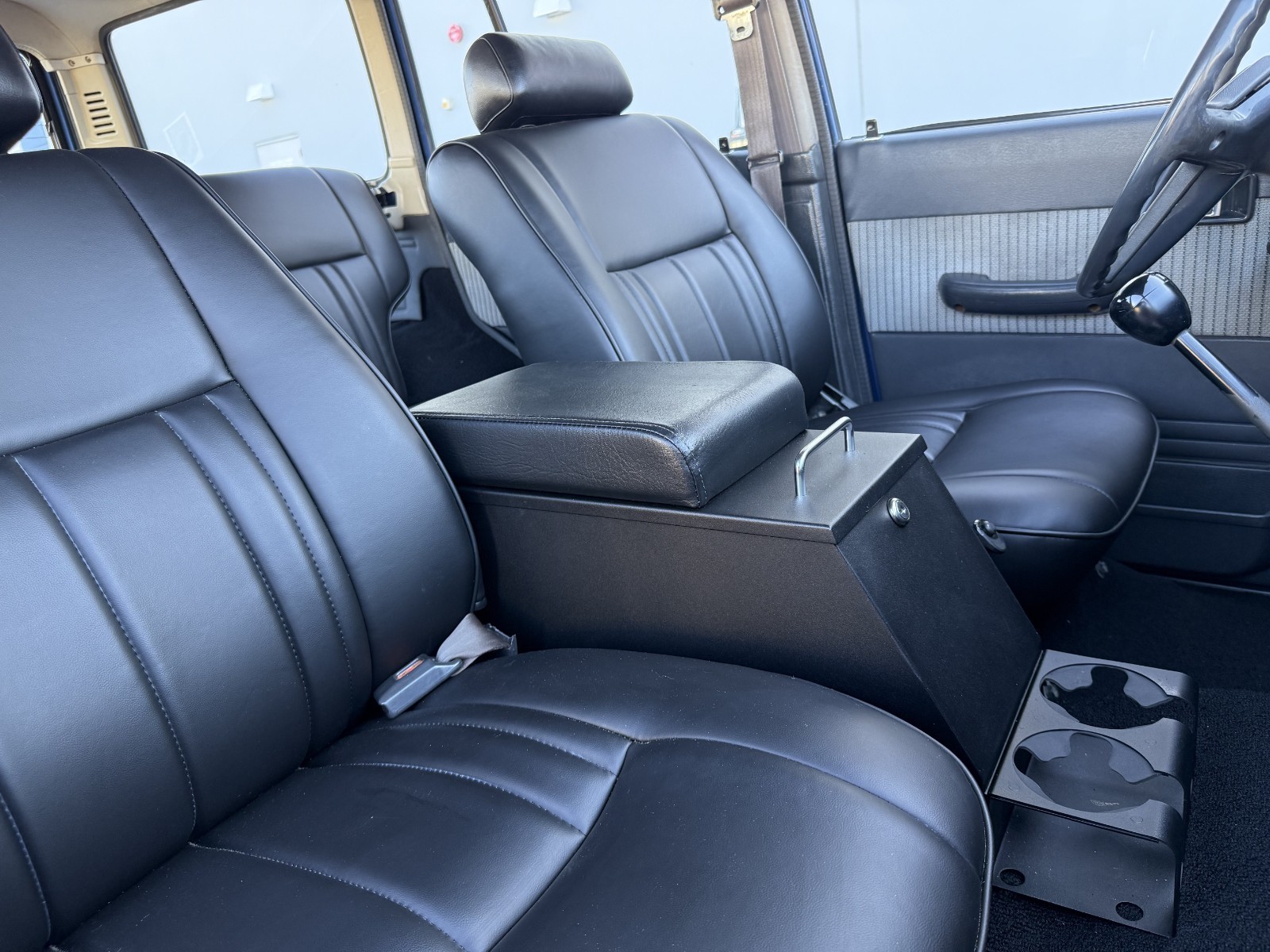 Toyota-Land-Cruiser-1987-SUV-35